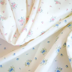 satin de coton fleuri rose ou bleu