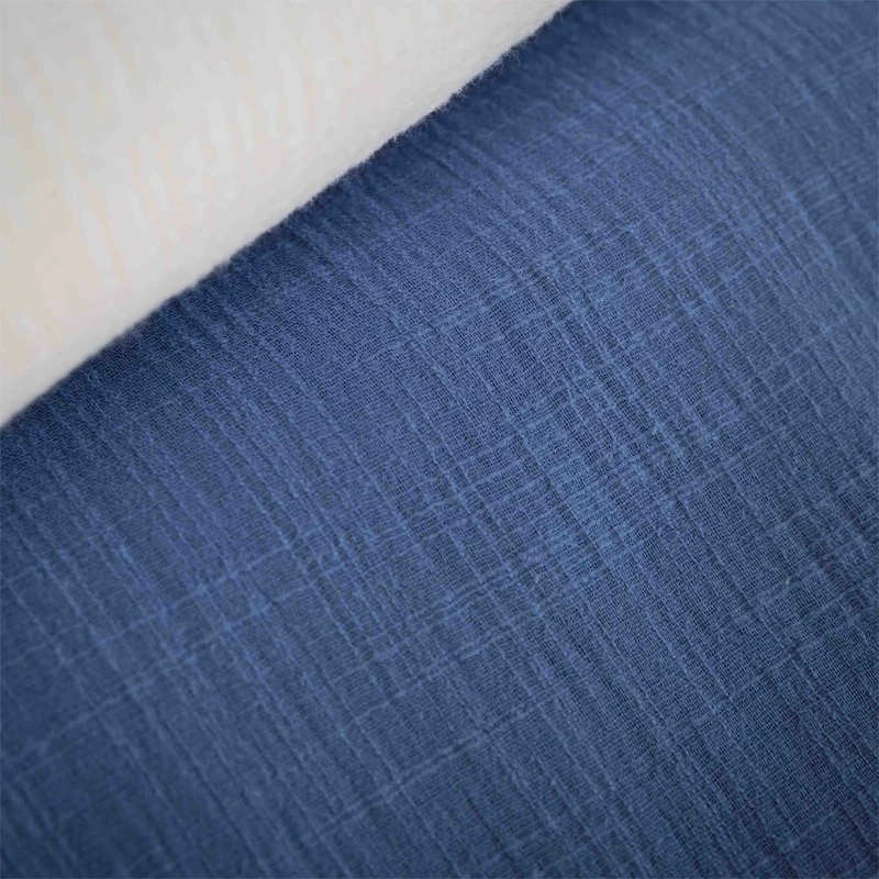 Double gaze indigo slub - tissu inspirant 3 Double gaze bleue texturée