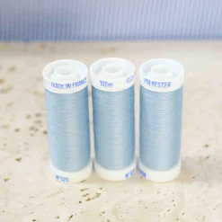 fil couture bleu ciel