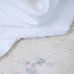tissu chemise blanc