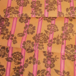 fleurs indiennes camel